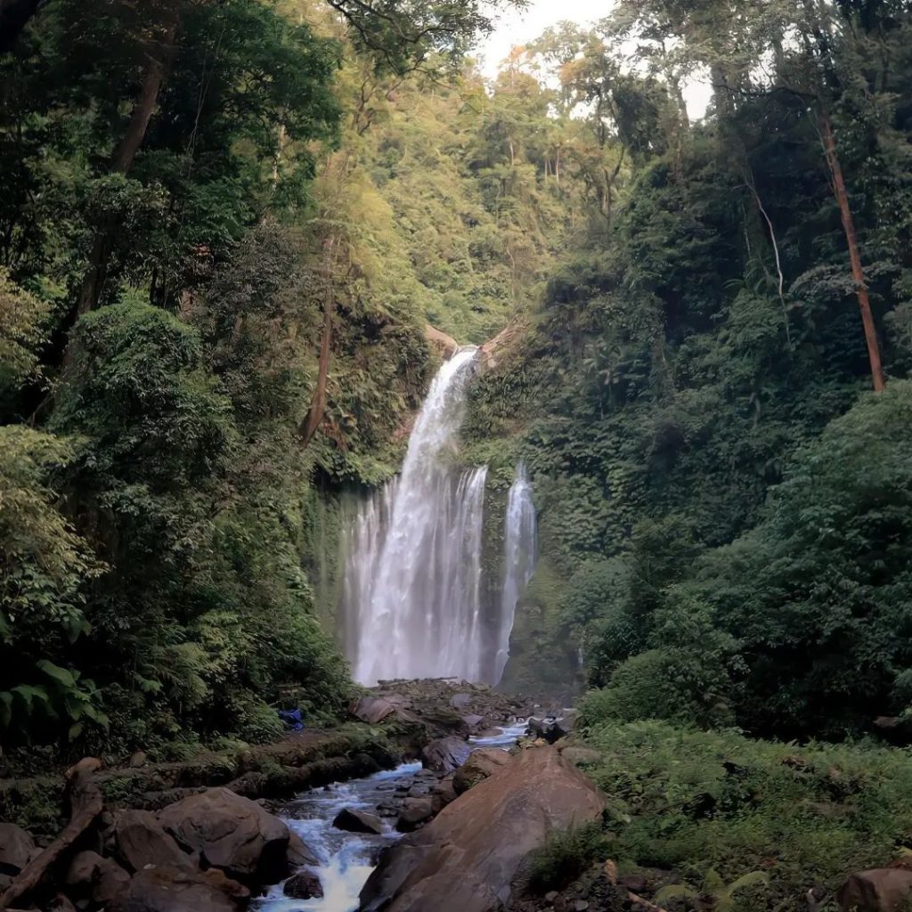 air terjun tiu kelep